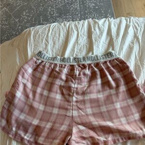 Hollister Rose Plaid High-Waist Lounge Shorts
